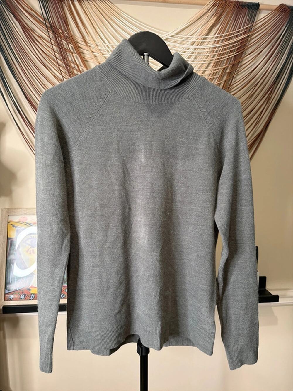 Karen Scott gray turtleneck S EUC sweater 2389